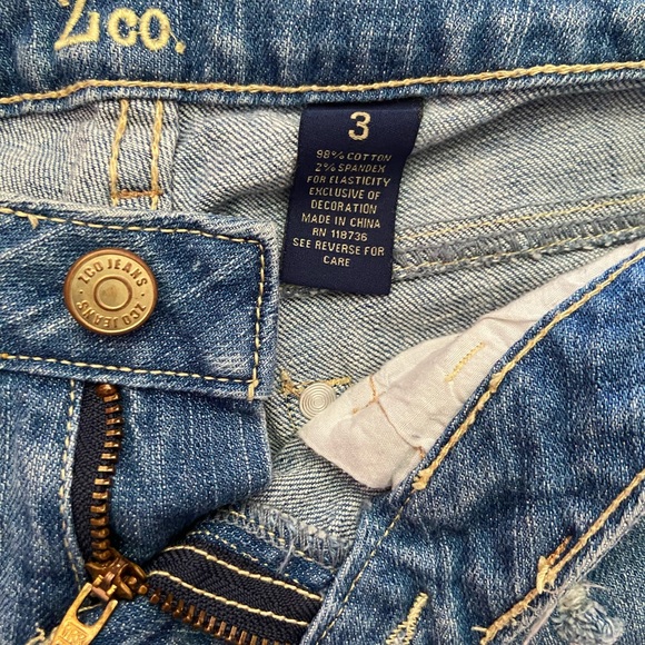 Zco. Bermuda Shorts - Picture 3 of 4